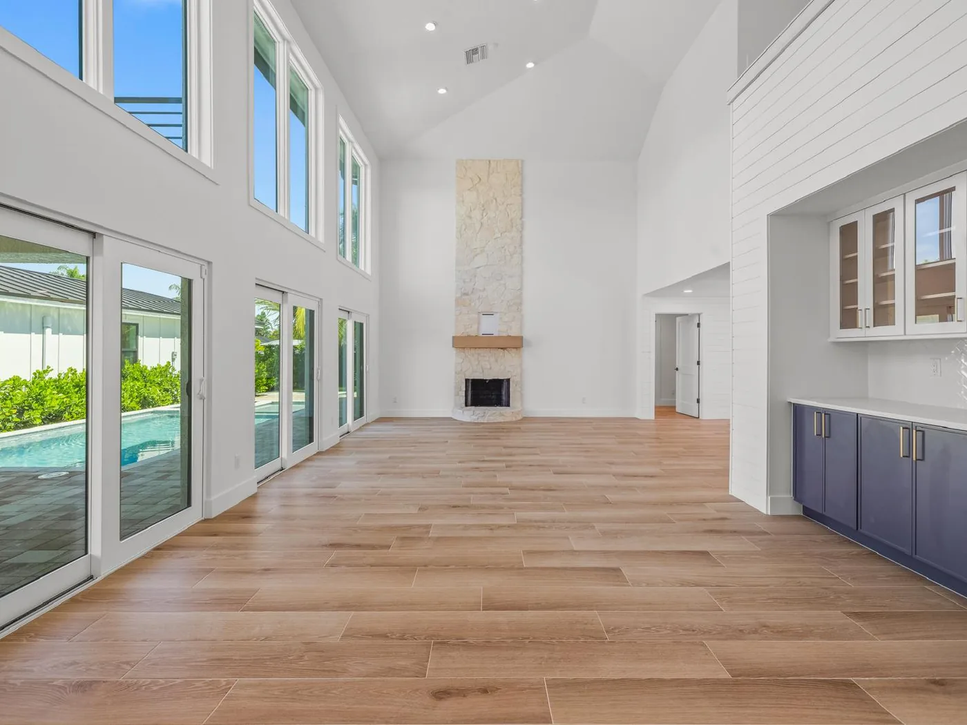 Wood-look porcelain in the living room